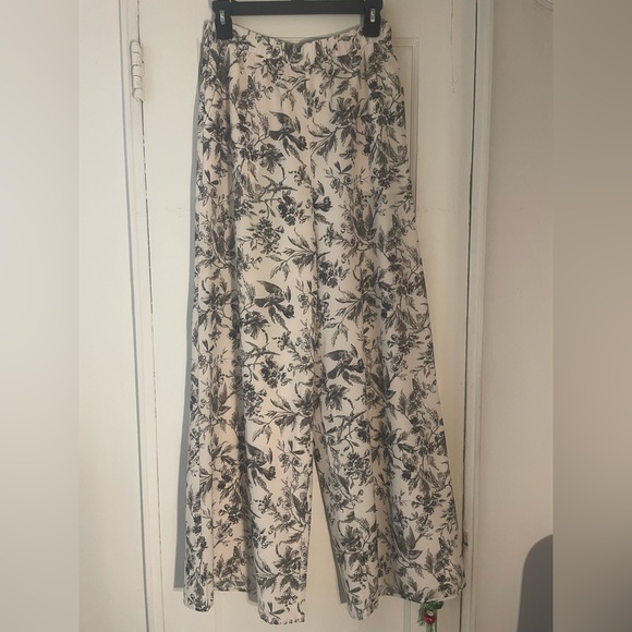 Express Pants - Wide Leg Express Pants NWT